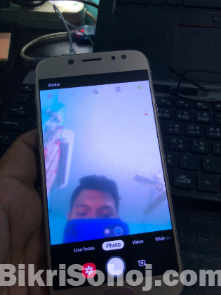 Samsung J7 Pro